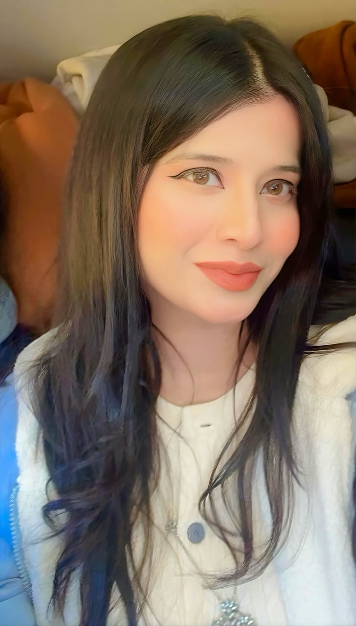 Noor, Co-Founder · Educator of Zainora